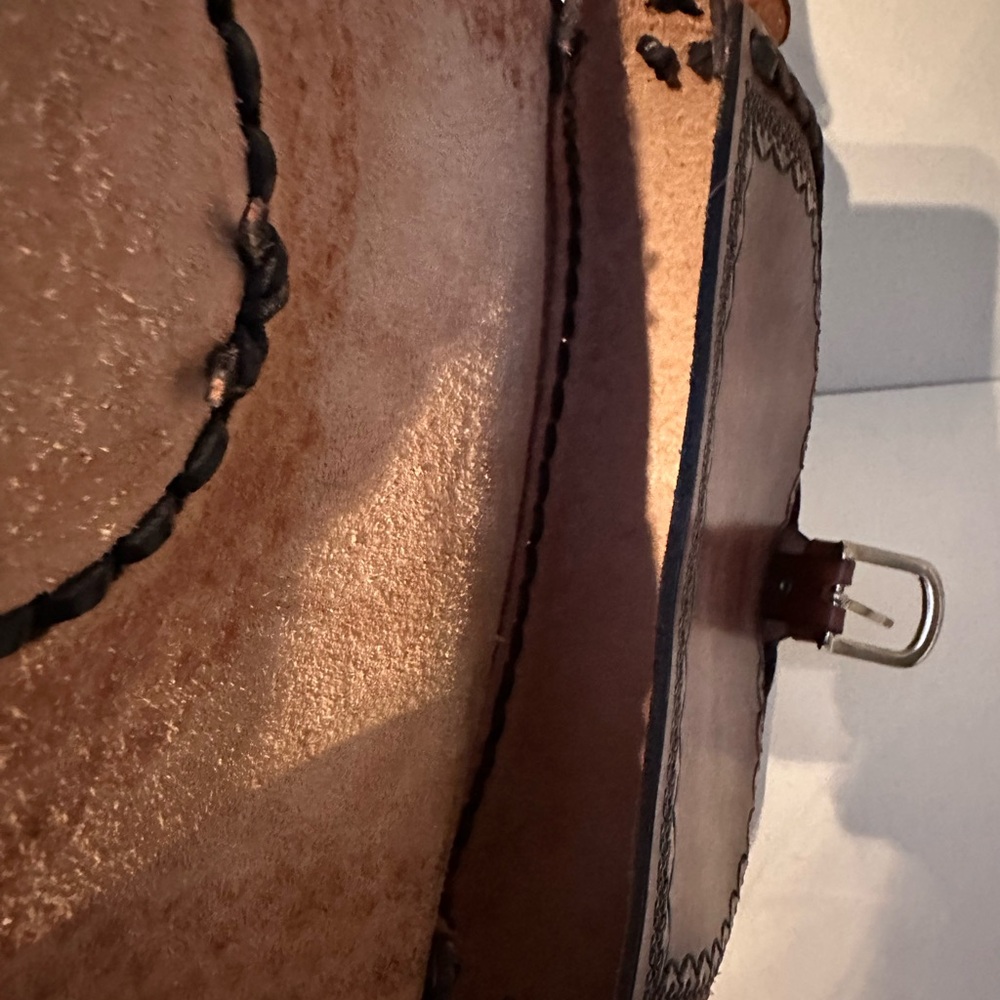 Beautiful leather hand tooled bag - Picture 7 of 7